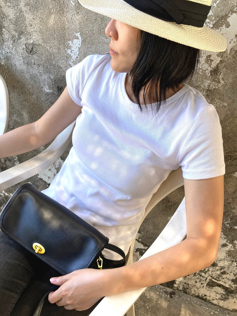 台灣原創-Vegan純素皮革/小波蘭側背包_黑色 - 側背包/斜背包 - 乳膠 黑色