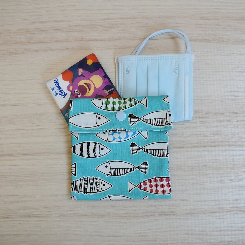 Mask/Tissue/Cotton/Headphone Storage Bag_Colorful Fish Blue - Toiletry Bags & Pouches - Cotton & Hemp Blue