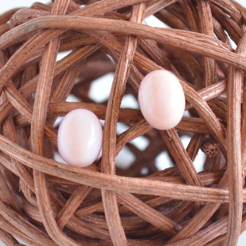 ピンクオパールスターリングシルバースタッドピアス、ナチュラル石、ミニマリストジュエリー - ピアス・イヤリング - 宝石 ピンク