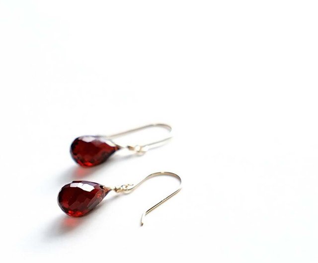 K18 High Quality Garnet Large Drop Earrings or Clip-On Natural