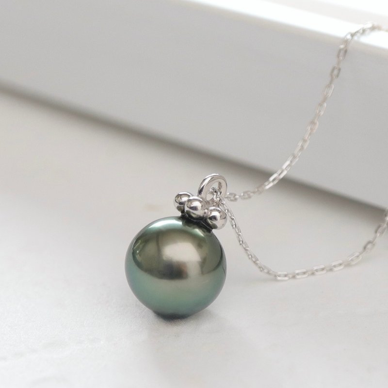 Crown Tahitian pearl Silver pendant necklace - Necklaces - Pearl Silver