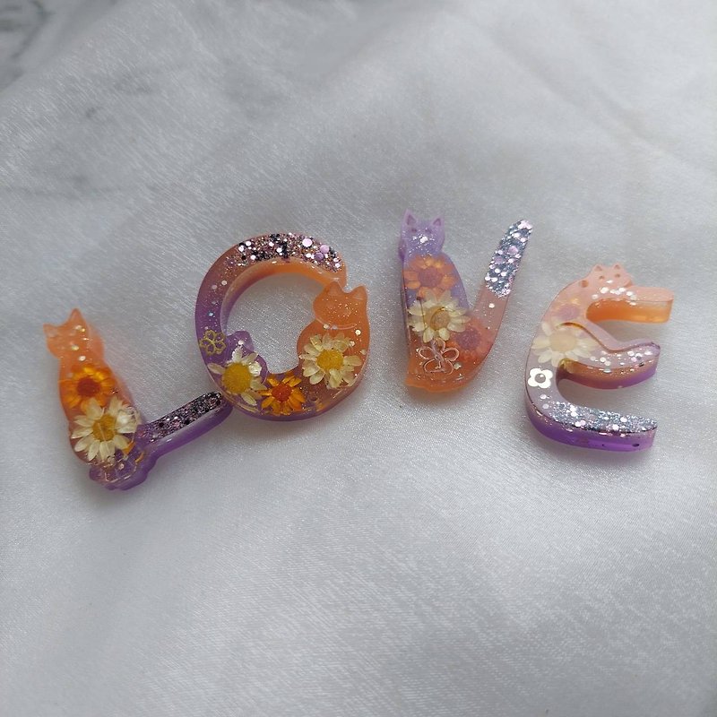 Cat letter pendant letter pendant letter key ring letter custom key ring custom gift - Keychains - Resin Multicolor