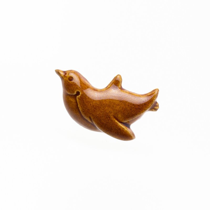 陶器ブローチ　(泳)ペンギン(あめ) - 胸針 - 陶 咖啡色