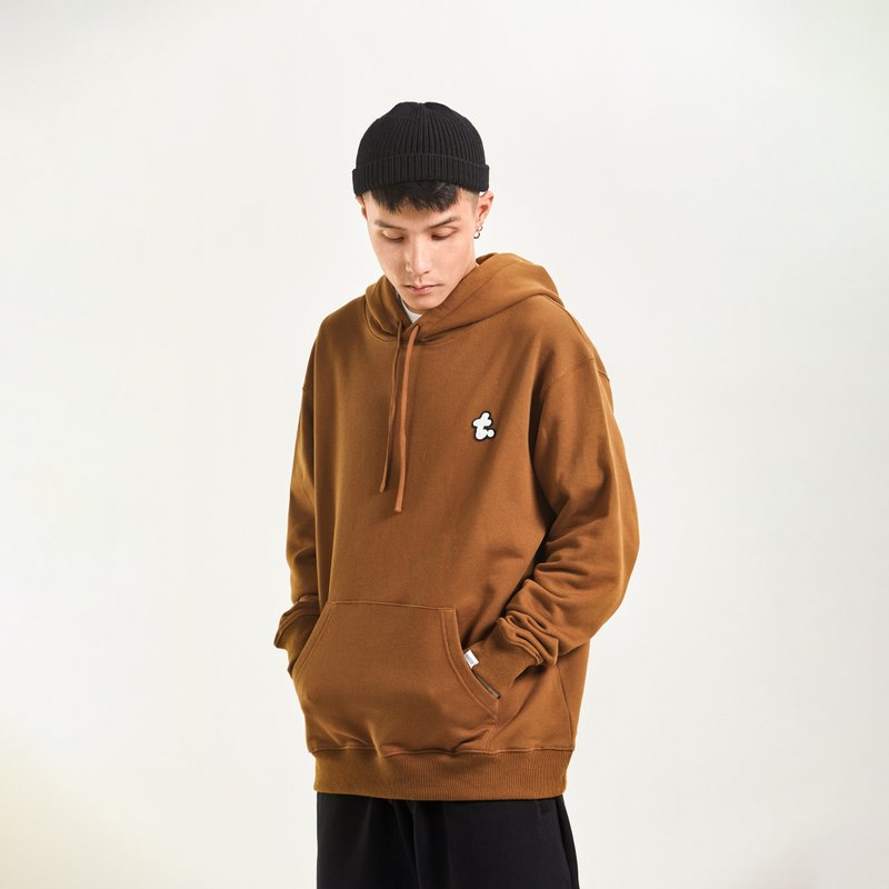 THREADESIGN KNITt. Embroidered badge hooded sweatshirt - เสื้อยืดผู้ชาย - ผ้าฝ้าย/ผ้าลินิน สีนำ้ตาล