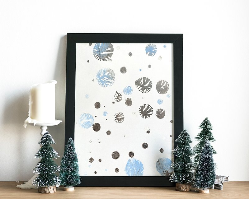 Monotype print Blue silver abstract snowflakes Holiday winter wall art Christmas - 掛牆畫/海報 - 紙 銀色