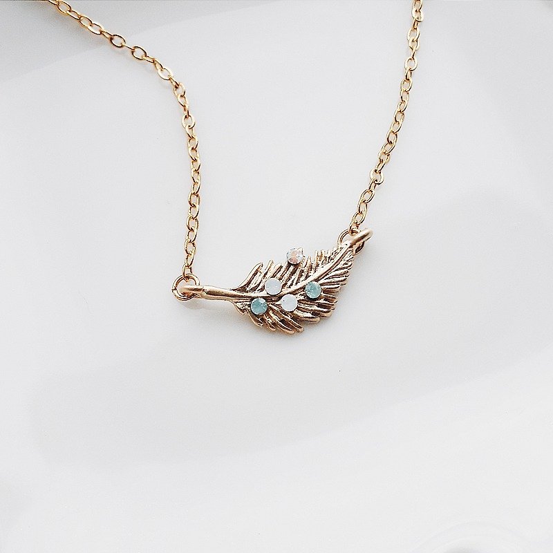 momolico feather necklace Astrology - Necklaces - Other Materials Gold