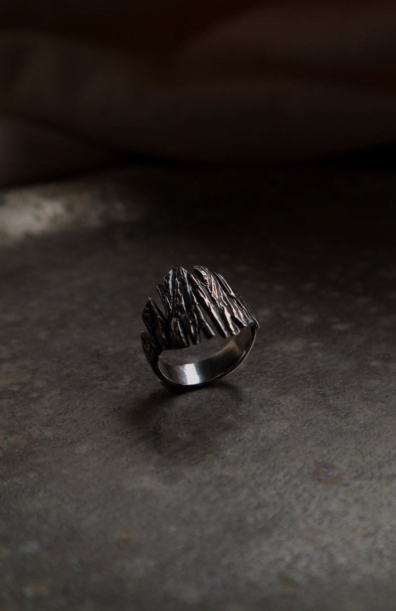 Textured Sterling Silver Unisex Textured Ring - แหวนทั่วไป - เงิน 