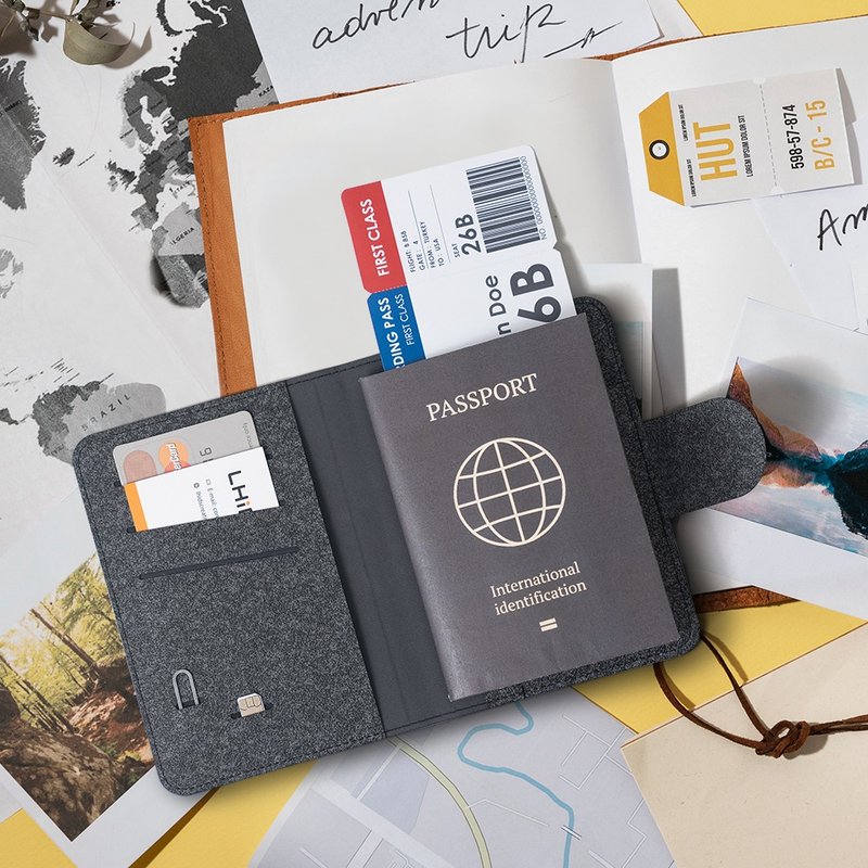 LHiDS Magnetic Passport Holder - Textured Black - ที่เก็บพาสปอร์ต - วัสดุอื่นๆ 