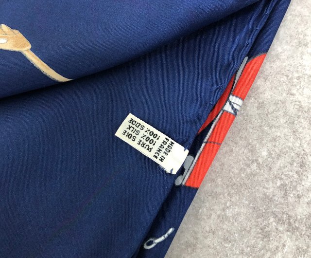 【未使用】CELINE　セリーヌ　馬車柄　ヴィンテージ　スカーフ 日本直送 名牌中古包 】CELINE セリーヌ スカーフ ブルー