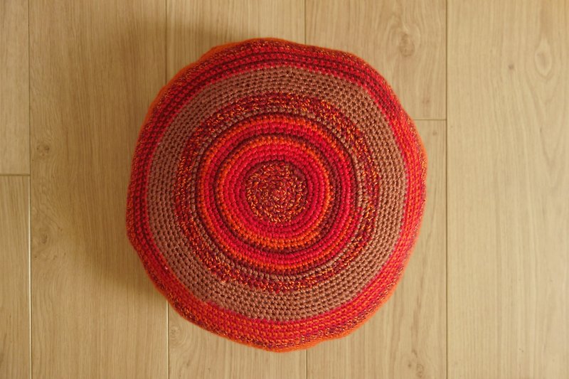 Nordic lighted hand-woven round pillow - หมอน - ผ้าฝ้าย/ผ้าลินิน สีแดง