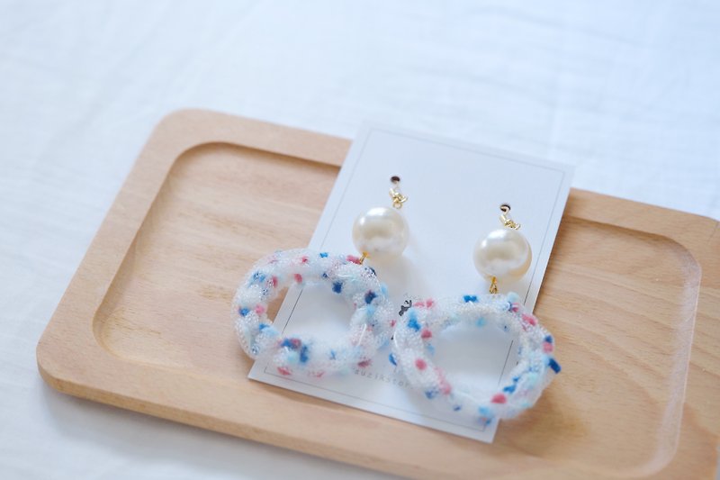 Mixed thread white and transparent system | Crochet earrings - ต่างหู - ไนลอน 