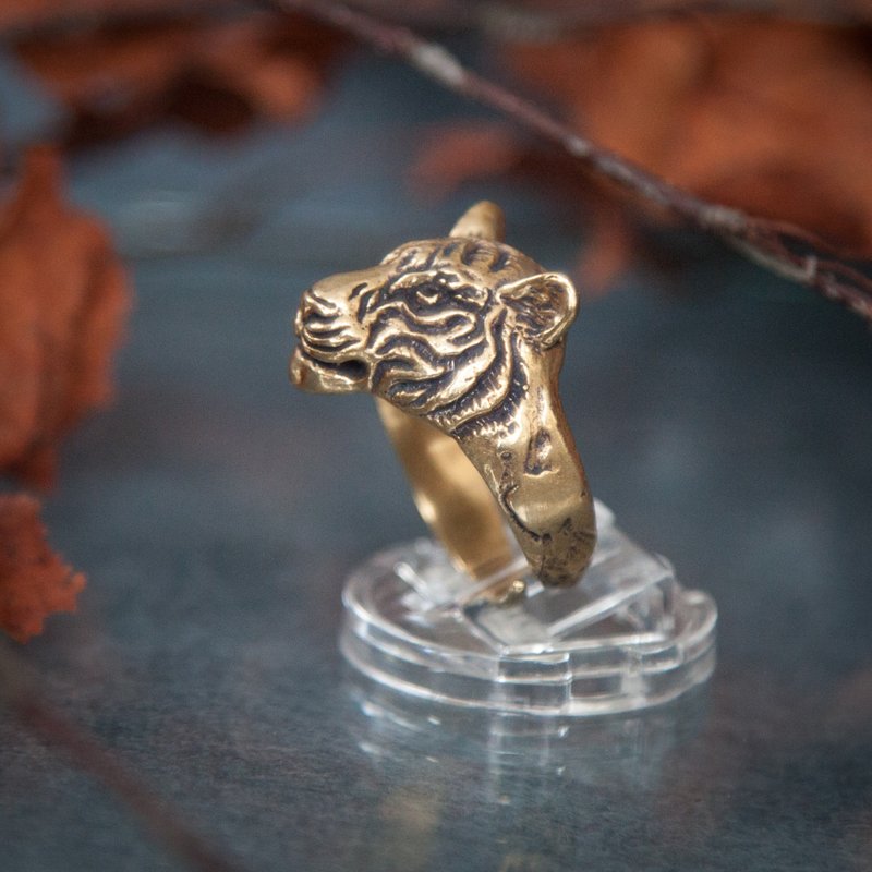 Tiger ring. Handmade jewelry. Wild cat. Adjustable ring. Animal jewelry. - General Rings - Other Metals Orange