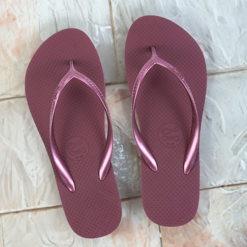 Glint wine red break-proof aesthetic reinforced shoelace version women's flip-flops slippers MIT QWQ - รองเท้าแตะ - ยาง สีม่วง