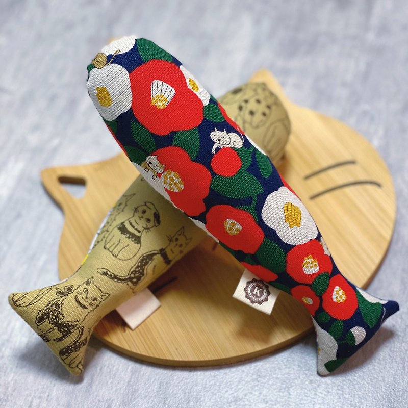 猫草のコイのおもちゃは、猫の絵の中にガチャガチャが入っています 赤ずきん 椿と猫 - おもちゃ - コットン・麻 レッド