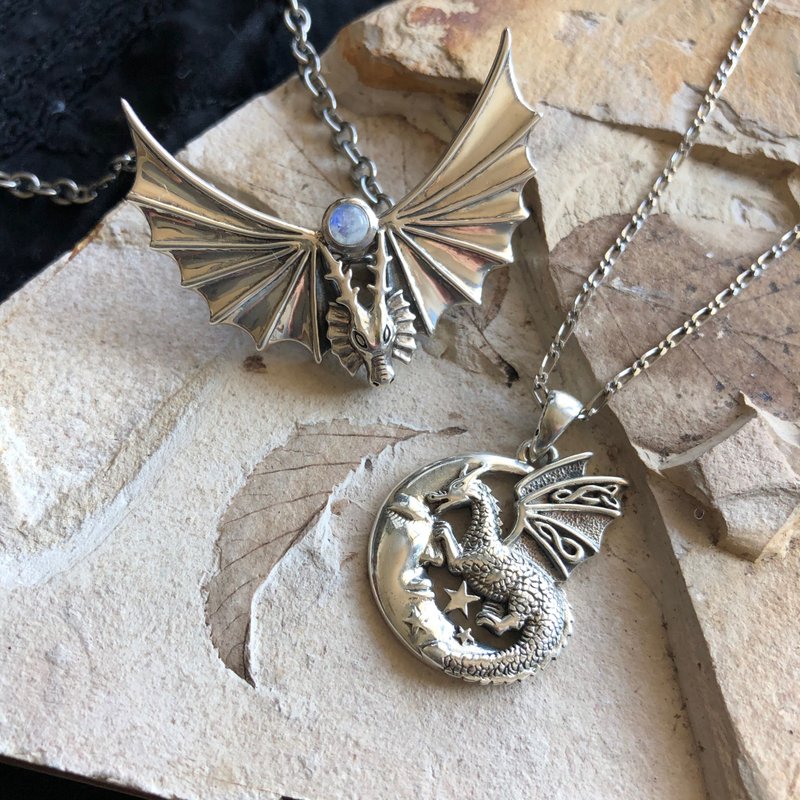 ペンダントトップ　希望のドラゴン〈 Dragon of hope〉 ★ヒーリングシリーズ - ネックレス - 宝石 シルバー