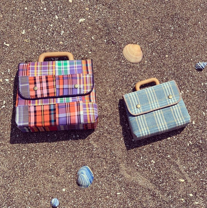 Two Button Vintage Blue Check Bag - กระเป๋าถือ - วัสดุอื่นๆ 