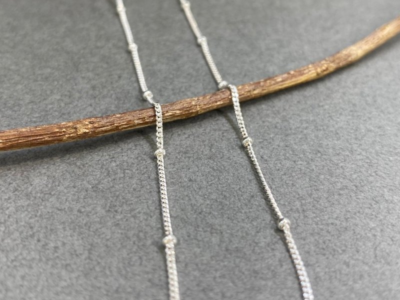 [] Half an acre of small Silver beads fine light chain (single chain) - Necklaces - Silver Silver