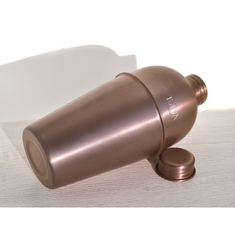 純鈦水壺 酒壺(可可色) 750ml - 咖啡杯/馬克杯 - 其他金屬 咖啡色