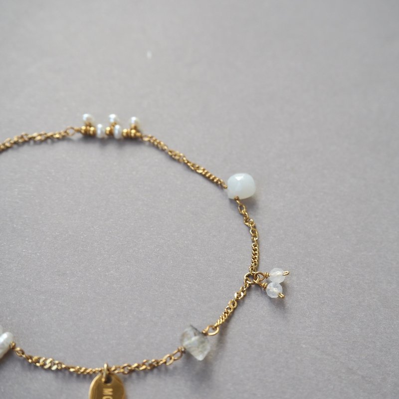 ll 拾光碎片 ll 淡水珍珠 閃靈鑽 月光石 拉長石 手鍊BR-00052 - 手鍊/手環 - 半寶石 多色