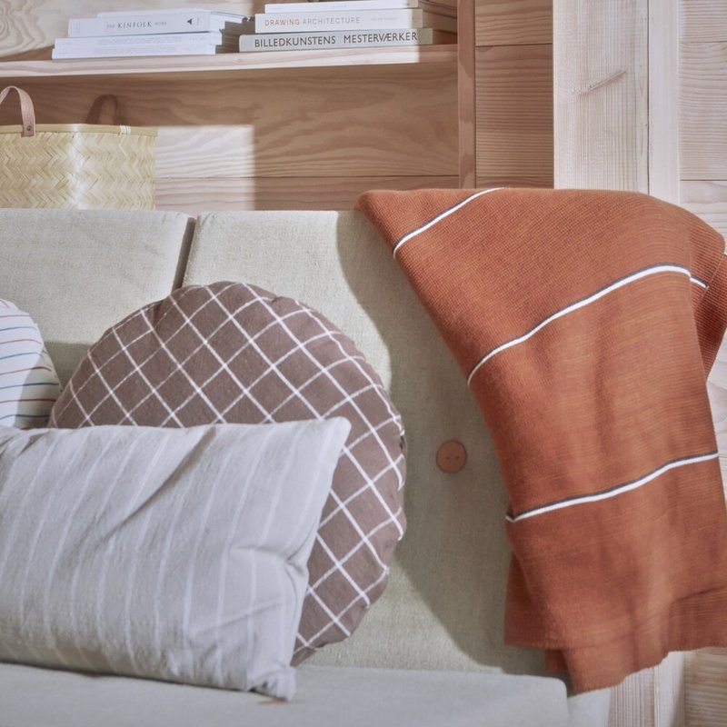 Kyoto Japanese Style Round CushionLarge/Mocha Brown สตูดิโอ OYOY