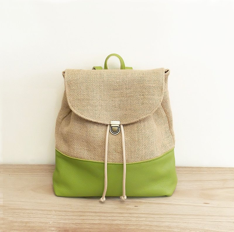 Mori Breath Burlap + Bunny Drawstring Small Backpack Green - กระเป๋าเป้สะพายหลัง - หนังแท้ สีเขียว