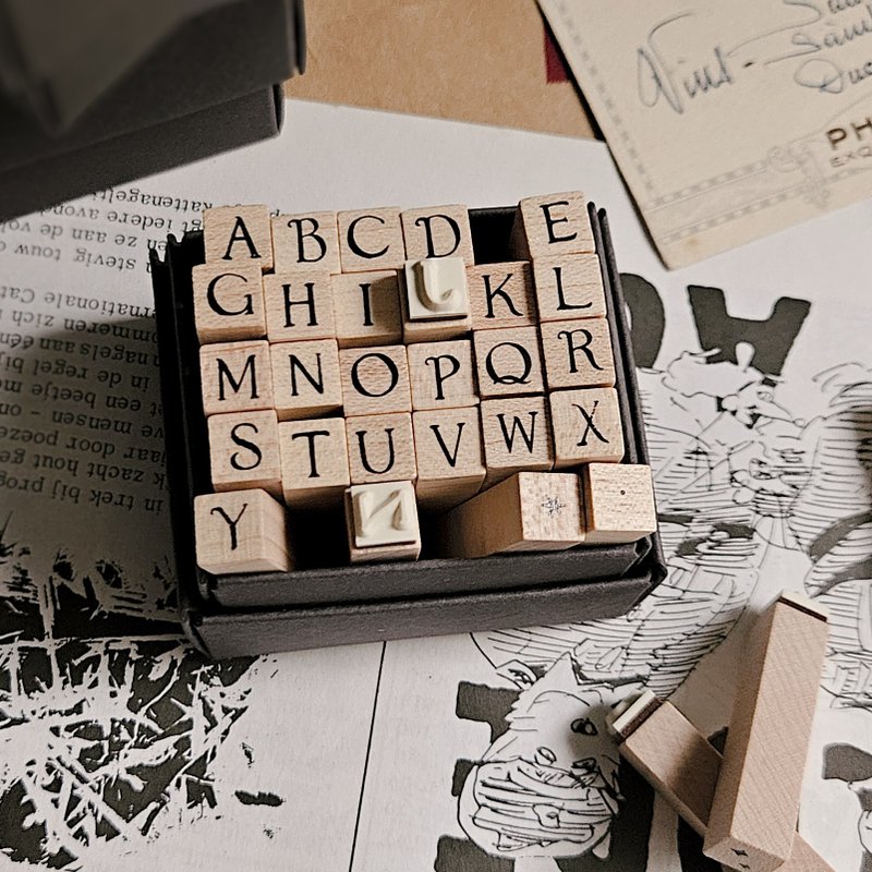 alphabet stamp set-capital letters - ตราปั๊ม/สแตมป์/หมึก - ไม้ สีกากี