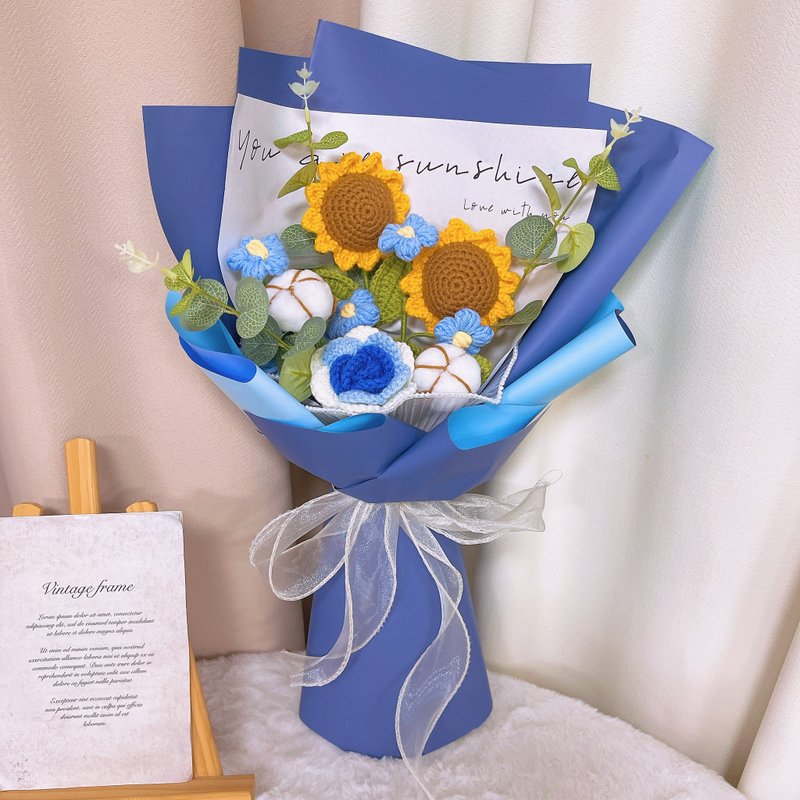 Blue Serenade: Handmade Crocheted Bouquet of Blue Flowers - Sunflowers, Pom-poms - Dried Flowers & Bouquets - Cotton & Hemp Blue