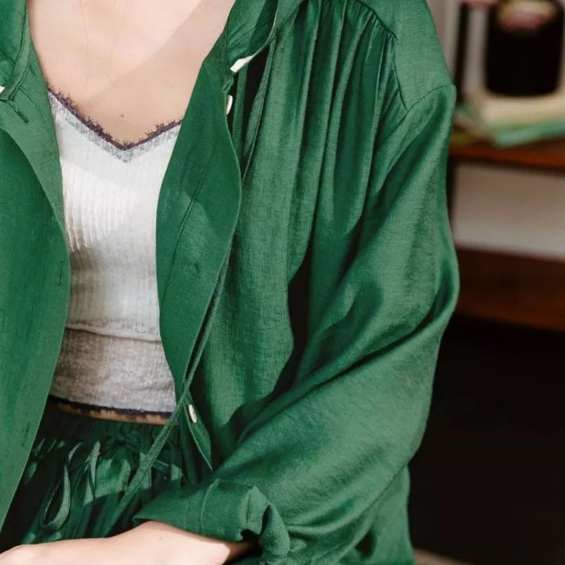 アンネ陳カジュアルファッション純色連帽カーディガンシンプルルーズウエストショーツ墨緑の2点セット - ジャケット - ポリエステル 