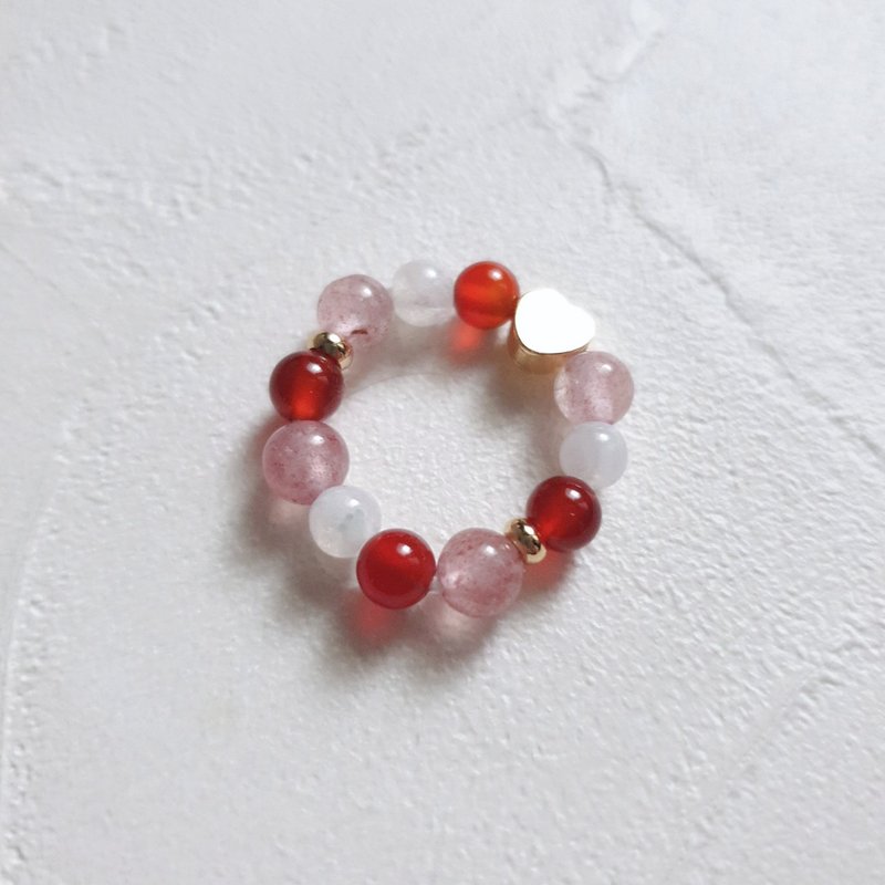 Berry Good Time Natural Crystal Tail Ring (Red Agate, Blue Moonstone, 6A Old Mine Strawberry Crystal) Peach Blossom. Interpersonal - แหวนทั่วไป - คริสตัล สีแดง