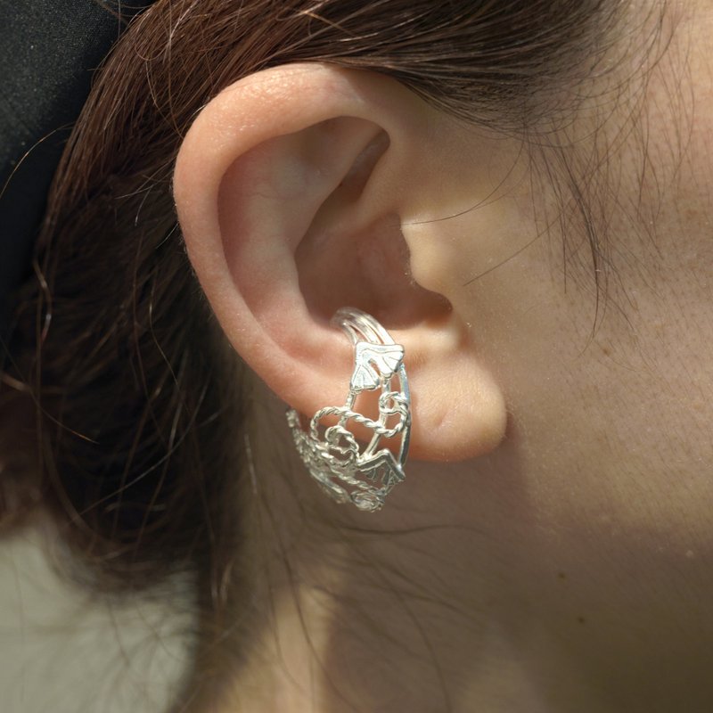 Ginkgo moss and ripple ear cuff with white finish - Earrings & Clip-ons - Sterling Silver 