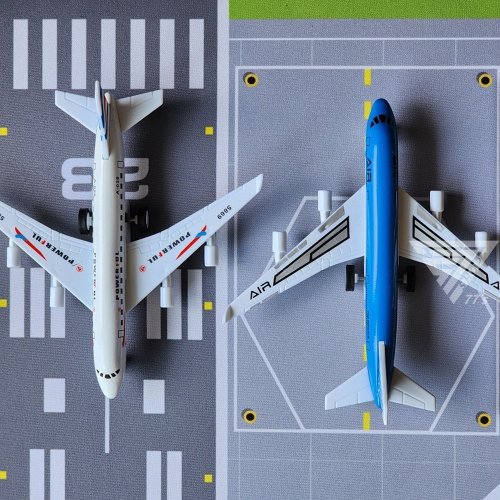 空港模型セット　AIRPORT PLAYSET AIRFRANCE KLM Airport Playset Kokoelma「KLM Air France A380」「British