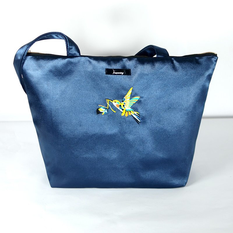 humming- Embroidery Tote Bag / sapphire - Messenger Bags & Sling Bags - Thread Blue