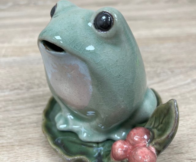 かえる 香炉 お香 日本【松栄堂】かえる【かえる】香炉 - ショップ amaze アロマ