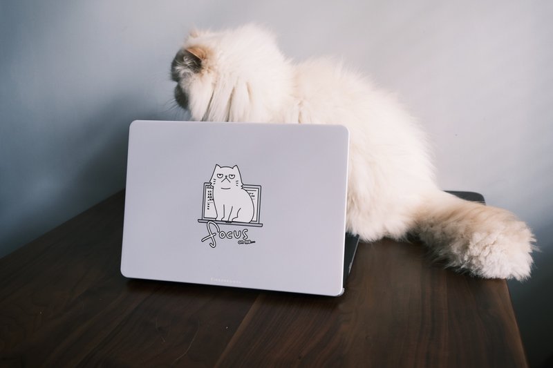 水泥灰色 Focus on me...厭世貓 電腦殼 Macbook Case - 平板/電腦保護殼/保護貼 - 塑膠 灰色