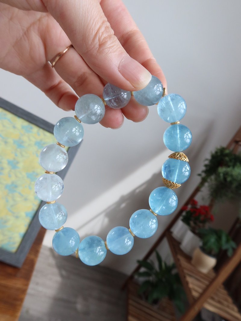 Natural ore gradient color aquamarine crystal design handheld bracelet fs - Bracelets - Crystal Blue