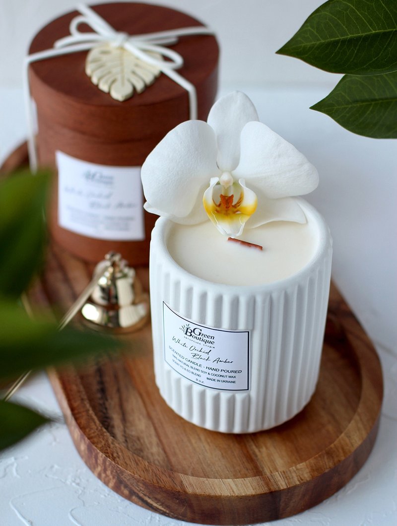 Luxury scented soy candle WHITE ORCHID & BLACK AMBER - Candles & Candle Holders - Wax White