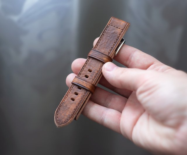 Vintage panerai aged distressed brutal brown leather pam watch