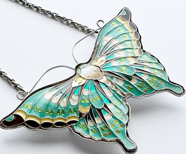 蝶 【Emerald】 七宝焼のブローチネックレス 純銀胎七宝 - ショップ