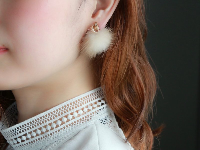 14kgf-petit chain pierced earrings / can change to clip-on - ต่างหู - โลหะ สีทอง