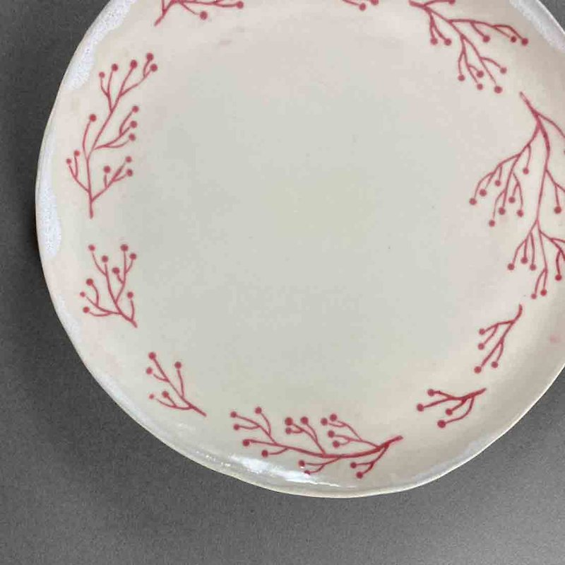 Fruit wreath pottery plate - Plates & Trays - Pottery Red