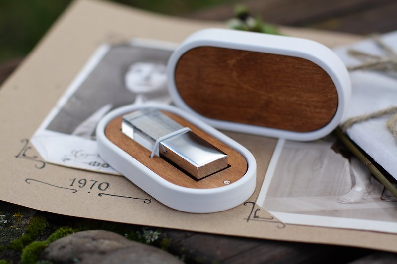 Usb box, USB Flash box, Photographer Gifts for Clients - อื่นๆ - วัสดุอื่นๆ ขาว