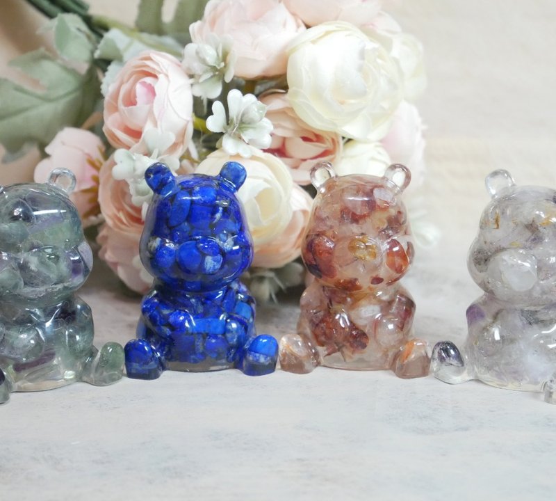 Super cute dreamy crystal bear epoxy ornament wrapped with natural crystal Stone products - ของวางตกแต่ง - วัสดุอื่นๆ 