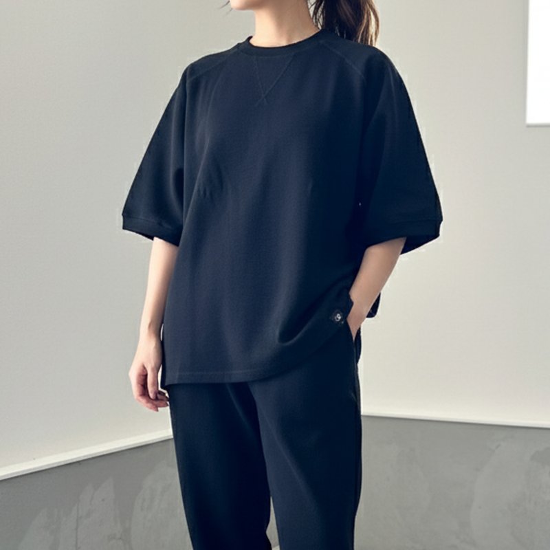 2025新作【ユニセックス】サイドスリット ガゼット付 ラグランスリーブ ビッグシルエットTシャツ【ブラック】 - 女 T 恤 - 棉．麻 黑色