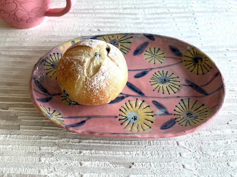 Pink fluffy ceramic oval plate_Pottery dinner plate - Plates & Trays - Pottery Pink