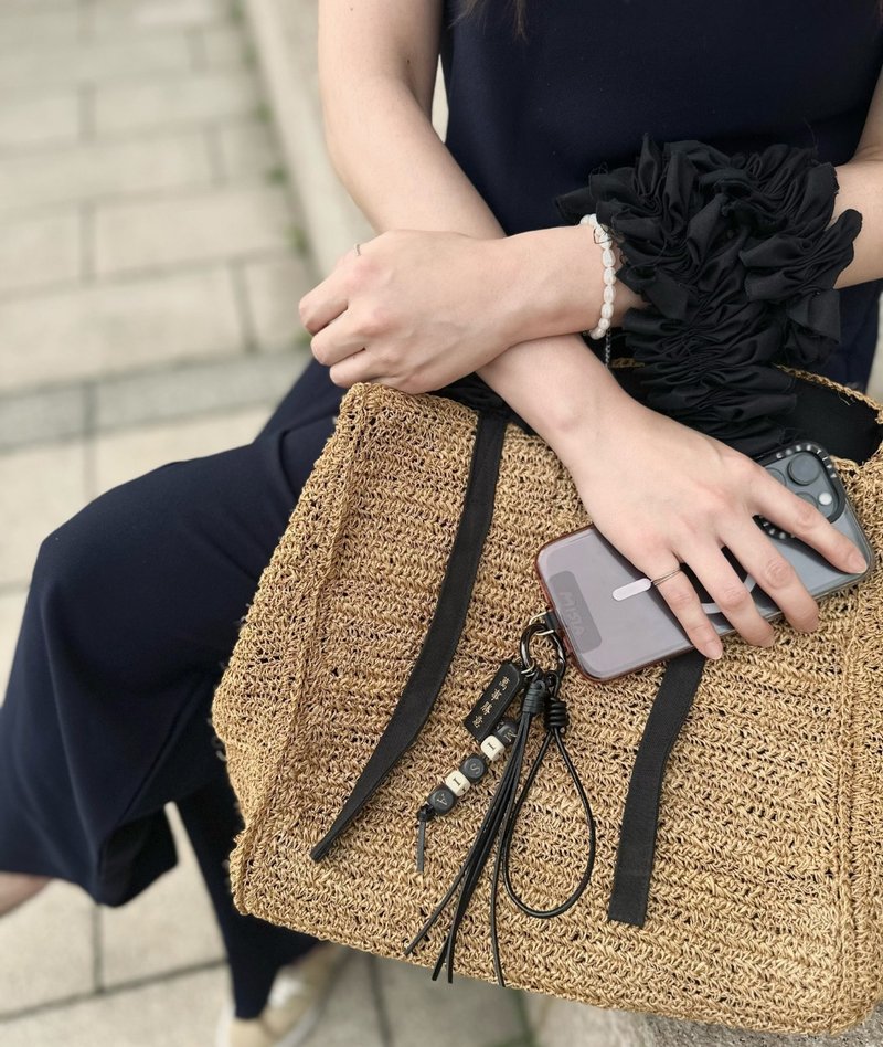 【MISIA】3in1 phone/key/bag charm 三合一手工真皮字母開運掛件 - 吊飾/掛飾 - 真皮 