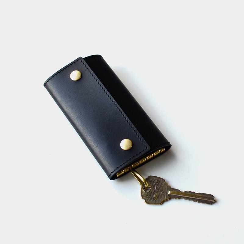 【Seaweed Tatami】Cow Leather Key Case Black Leather Lettering Gift - Keychains - Genuine Leather Black