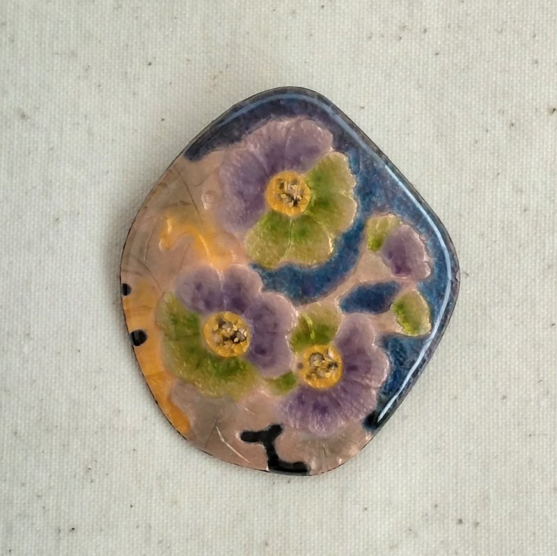 Japanese traditional crafts, cloisonné enamel brooch - เข็มกลัด - วัตถุเคลือบ สีม่วง