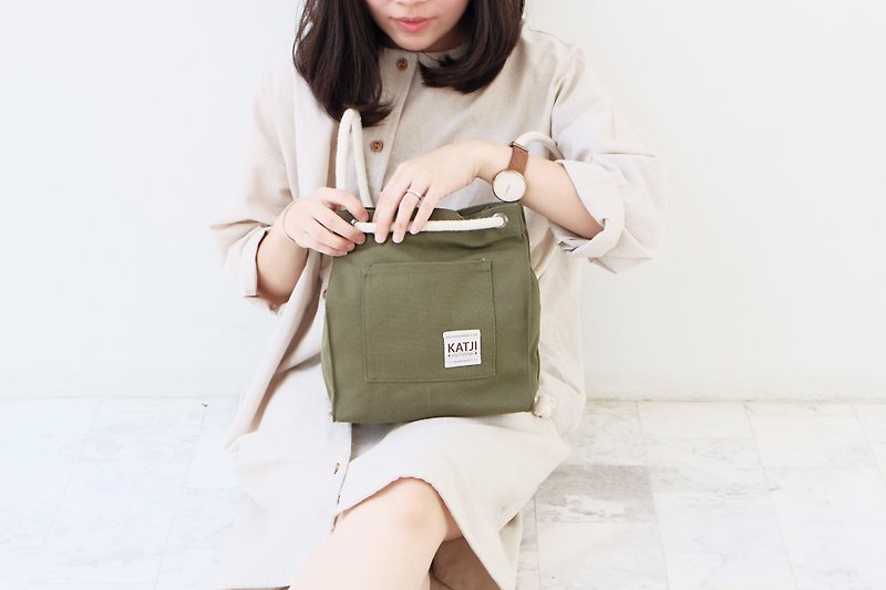 Toast Bag : Green - Messenger Bags & Sling Bags - Paper Green