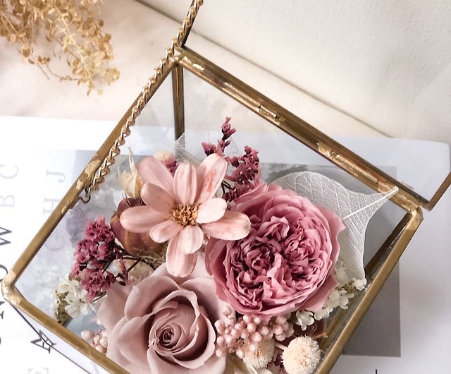 Everlasting Rose Glass Flower Box I Smokey Pink I Birthday Gift Opening  Flower Gift Housewarming Gift - Shop DreamWorks Floral Design Dried Flowers  & Bouquets - Pinkoi