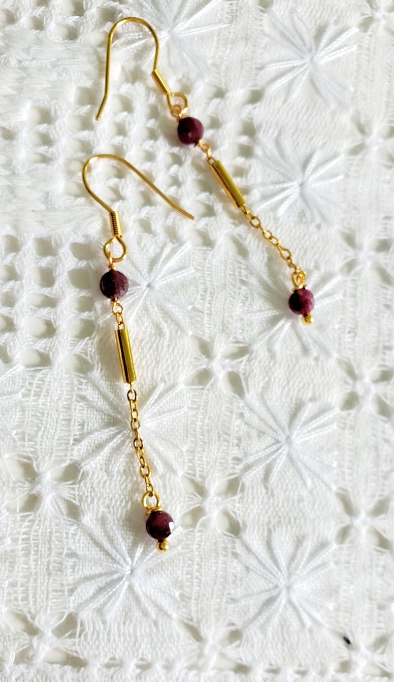 Natural ruby stainless steel dangle earring - Necklaces - Gemstone 